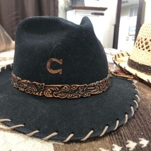 Charlie 1 horse fedora’s